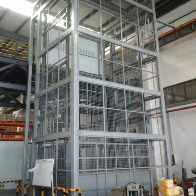 岚山升降货梯安全操作规范