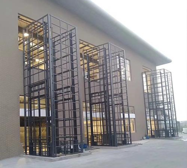 岚山液压升降货梯